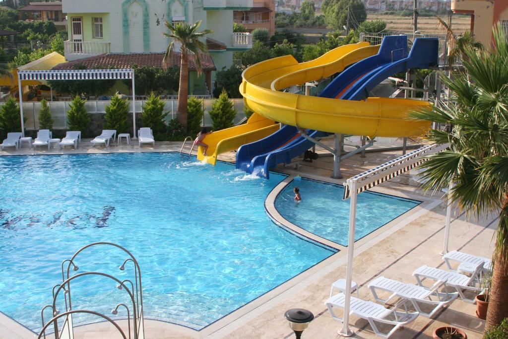 Gumus Hotel Arsuz Eksteriør bilde